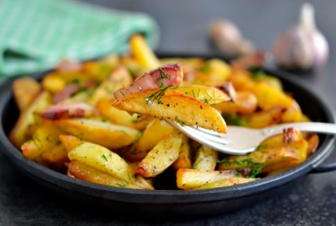 Roasted potatoes with fresh herbs
